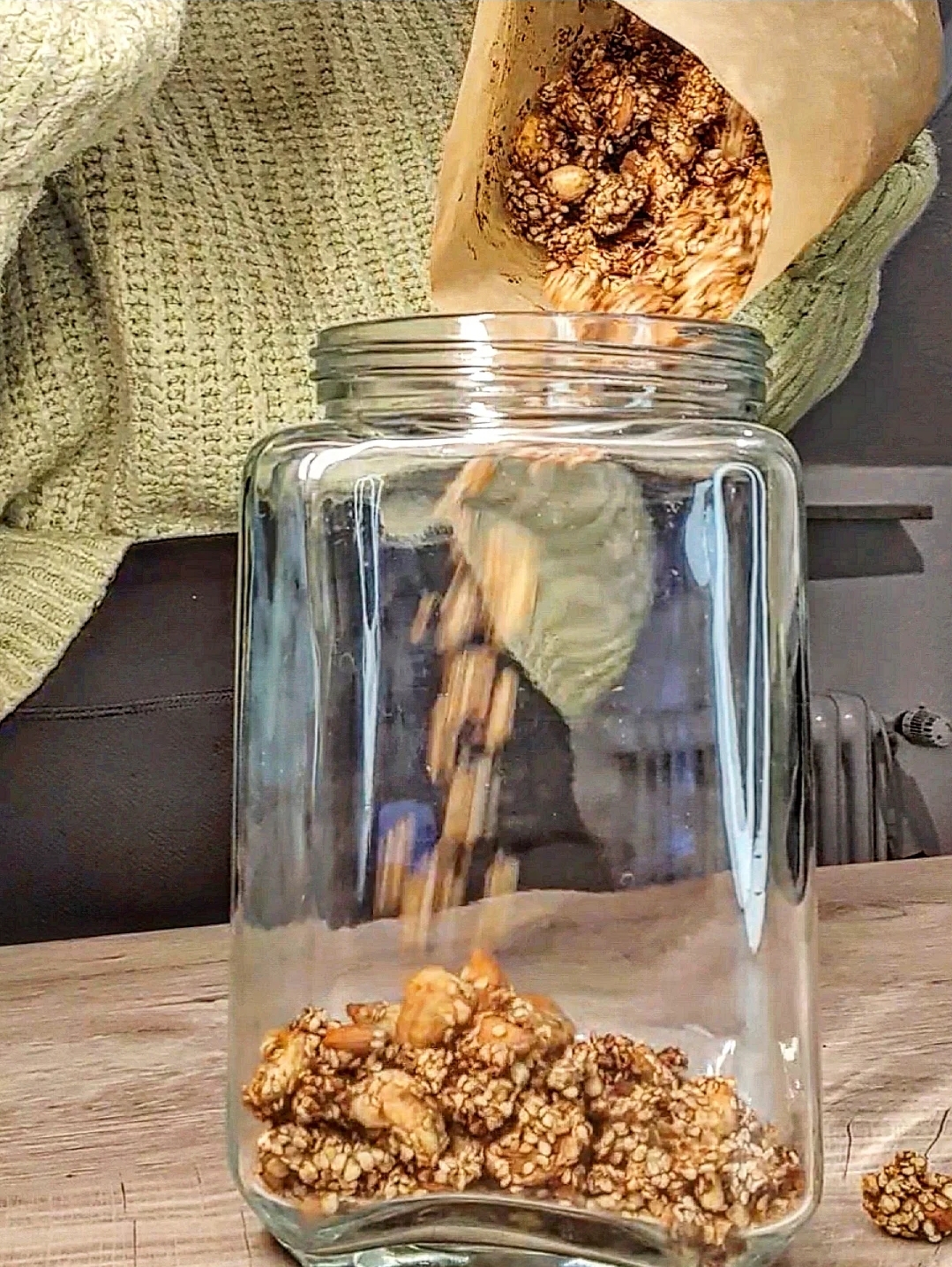 BUCHWEIZEN-GRANOLA vegan und ohne raffinierten Zucker
