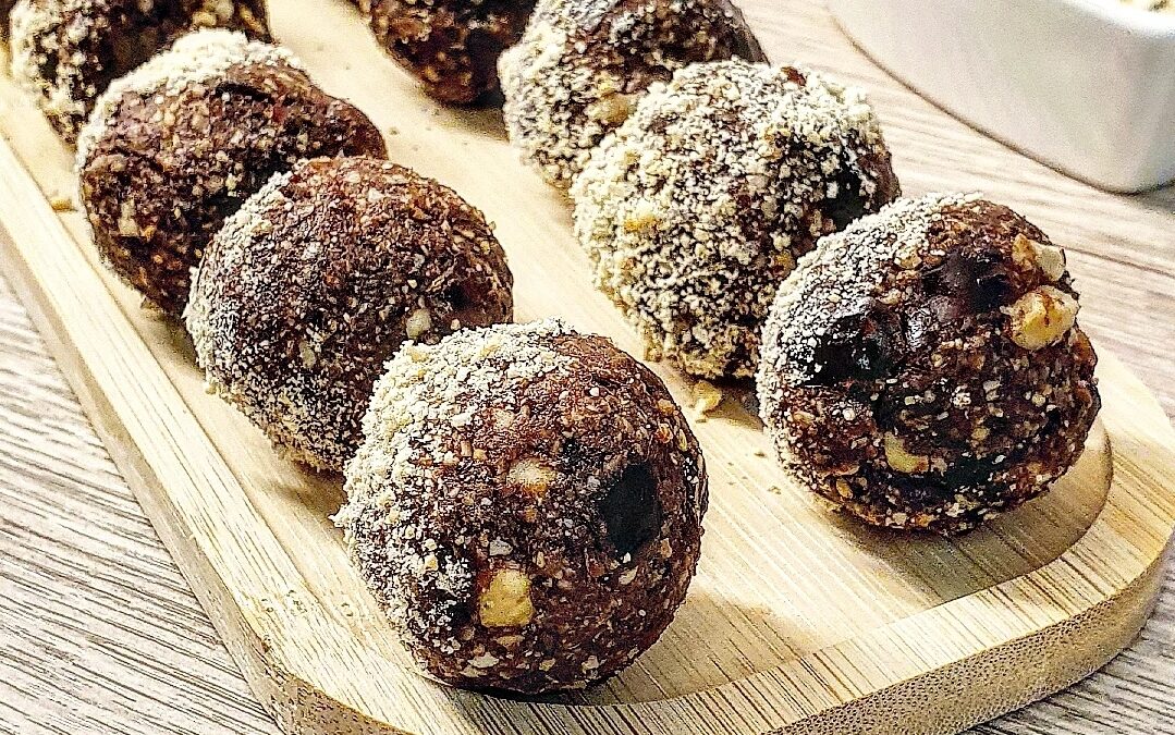 ENERGY- BALLS like FERRERO ROCHER vegan und ohne raffinierten Zucker